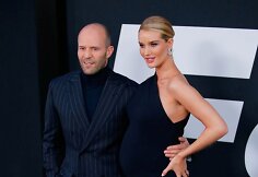 Jasonas Stathamas ir RosieHuntington-Whiteley