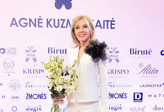 Į Agnės Kuzmickaitės madų &scaron;ou rinkosi i&scaron;sipustę svečiai