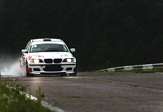 „EWA Racing PGM“ komandos BMW 330d (E46)