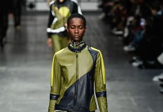 &bdquo;Trussardi&ldquo; kolekcijos modelis