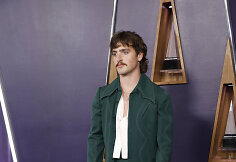 Violetinis „American Music Awards 2025“ kilimas
