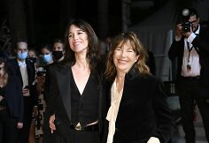 Charlotte Gainsbourg ir Jane Birkin