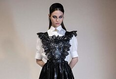 &bdquo;Dior&ldquo; 2021&ndash;2022 m. rudens ir žiemos kolekcijos modelis