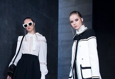&bdquo;Elie Saab&ldquo; 2021&ndash;2022 m. rudens ir žiemos kolekcijos modeliai
