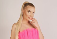 Monika Kvietkutė įsiamžino vasari&scaron;koje fotosesijoje