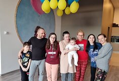 Mamų unijos &Scaron;eimos namai pildosi vėžiu sergančiais vaikais ir &scaron;eimomis i&scaron; Ukrainos