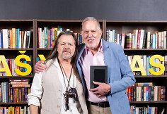Jamie Day, Bruce'as Rossas