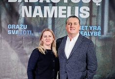Karolio Kaupinio absurdo komedijos &bdquo;Badautojų namelis&ldquo; premjera