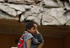 Jemeno sostinėje per Saudo Arabijos vadovaujamos koalicijos antskrydžius žuvo 14 civilių