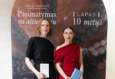 Ūla Ambrasaitė, Gabija Gru&scaron;aitė