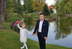 Emilijus su seserimi Estera praėjusį rugsėjį vykusiame &bdquo;Gifted&ldquo; programos atidaryme