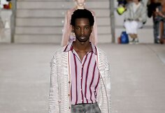 &bdquo;Missoni&ldquo; 2020 m. pavasario ir vasaros kolekcijos modelis