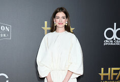 Anne Hathaway
