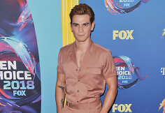 KJ Apa