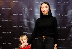 Dainininkė Gabrielė Rutkauskienė Vasha su dukra Adrija