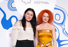 Jolanta Svirnelytė (de&scaron;inėje)