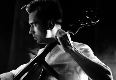 Arnas Kmieliauskas, violončelė