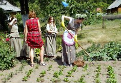 Nijolės Gornatkevičės organizuojami senoviniai mergvakariai