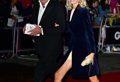 Jeremy Clarksonas ir Lisa Hogan 