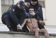 Piotro Pavlenskio akcija Maskvoje