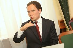 Экономист Nordea Жигимантас Маурицас: крупнейшим работодателем в мире остается промышленность