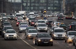 Рассматривается возможность обложить налогом автомобили