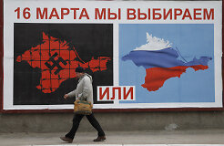 В Крыму начался референдум о присоединении к России