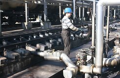 Через Бутингский терминал в этом году импортировано на 2% нефти больше