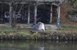 В центре Вильнюса под мостом обнаружено тело женщины