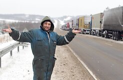 Коллапс на литовско-белорусской границе: кто виноват в километровых пробках?