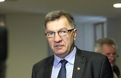 Премьер: мы обязаны остановить отток жителей из регионов в крупные города