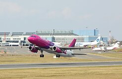 Вильнюсскому аэропорту невыгодно работать с Ryanair и Wizz Air