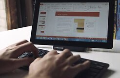 "EVP International" начинает работать с электронными деньгами