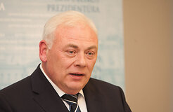 Служба премьер-министра снова должна стать Канцелярией правительства