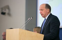 А.Кубилюс: не обещая радикальных перемен, новый Кабмин не испортит сделанного