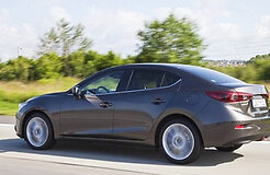 Опубликованы первые официальные фото Mazda 3 в кузове седан