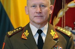 Главнокомандующий армии обсудит с НАТО операцию в Афганистане и трансформацию блока