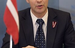 Латвийский министр призывает Россию больше делиться информацией об учениях