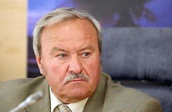 Б.Брадаускас остается во главе парламентского Комитета по бюджету и финансам