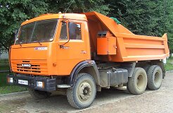 В Рокишкисе собраны первые тягачи "Камаз"