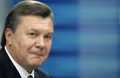 Рада решила судить Януковича в Гааге