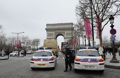 Французский пенсионер проехал 30 километров по встречке