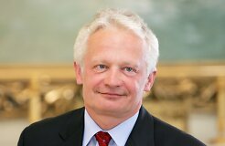 МИД: Люстрационная комиссия подтвердила, что посол при ООН Чякуолис не сотрудничал с КГБ