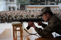 Китай готовится к войнам: бюджет обороны составит 100 млрд