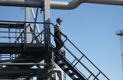 Klaipėdos nafta просит госгаранию 280 млн. литов по проект газового терминала