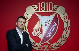 Futbolo revoliucija Lodzėje pagal Mindaugą Nikoličių