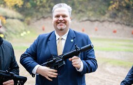 Taurimas Valys: Giraitės ginkluotės gamyklos plėtra &ndash; stiprus atgrasymo ženklas