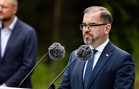 Ministras Liuksemburge apsilankė ukrainiečių įkurtoje dronų gamykloje, pakvietė testuotis Lietuvoje
