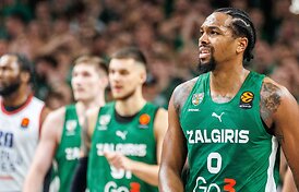 Visas rungtynes skendę žalgiriečiai nei&scaron;sikapanojo &ndash; patirtas pralaimėjimas prie&scaron; &bdquo;Anadolu Efes&ldquo;