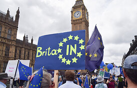 JK vis dar skaldančiam &bdquo;Brexitui&ldquo; &ndash; de&scaron;imt metų